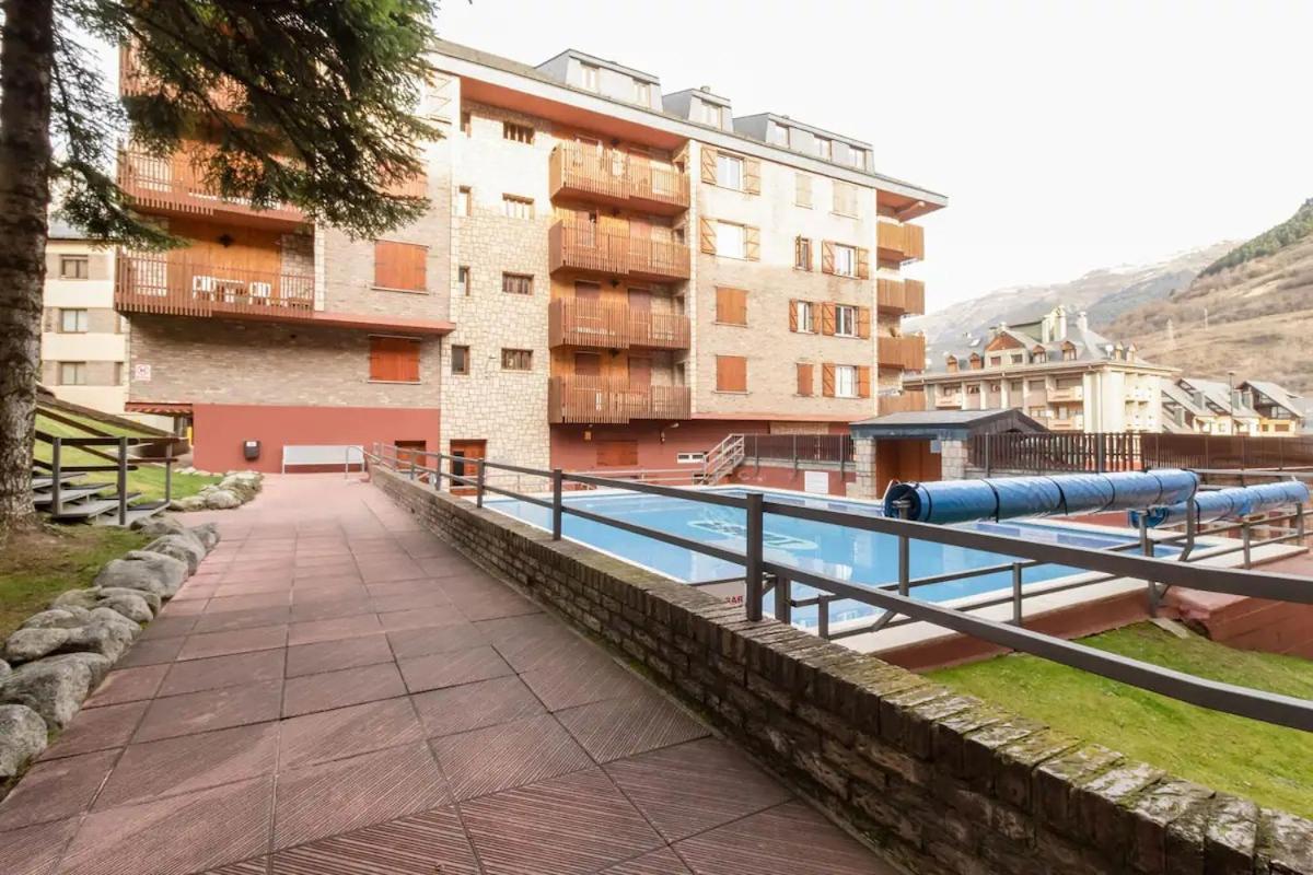 Precioso Atico Duplex En Vielha Para 6 Pax Luaran gambar